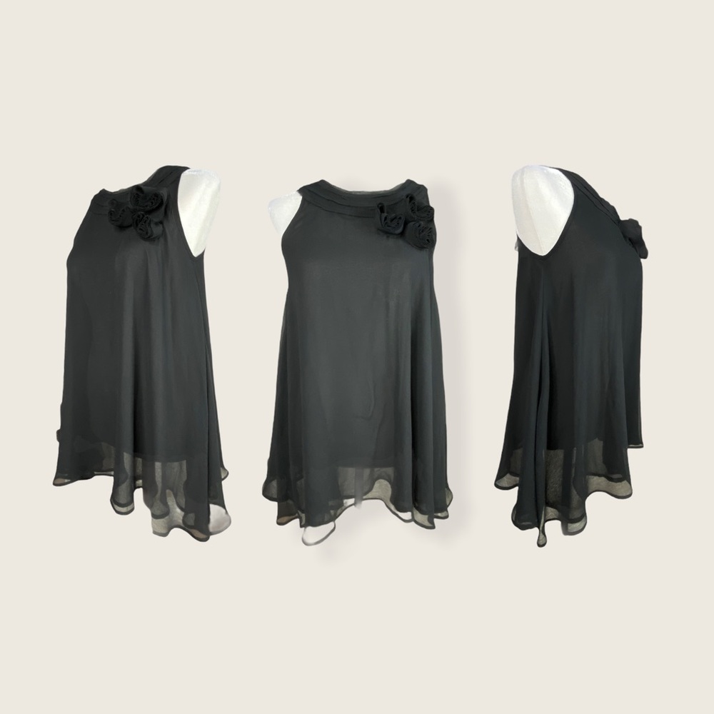 Twelve by Twelve Black Rose A-Line Sleeveless Top
